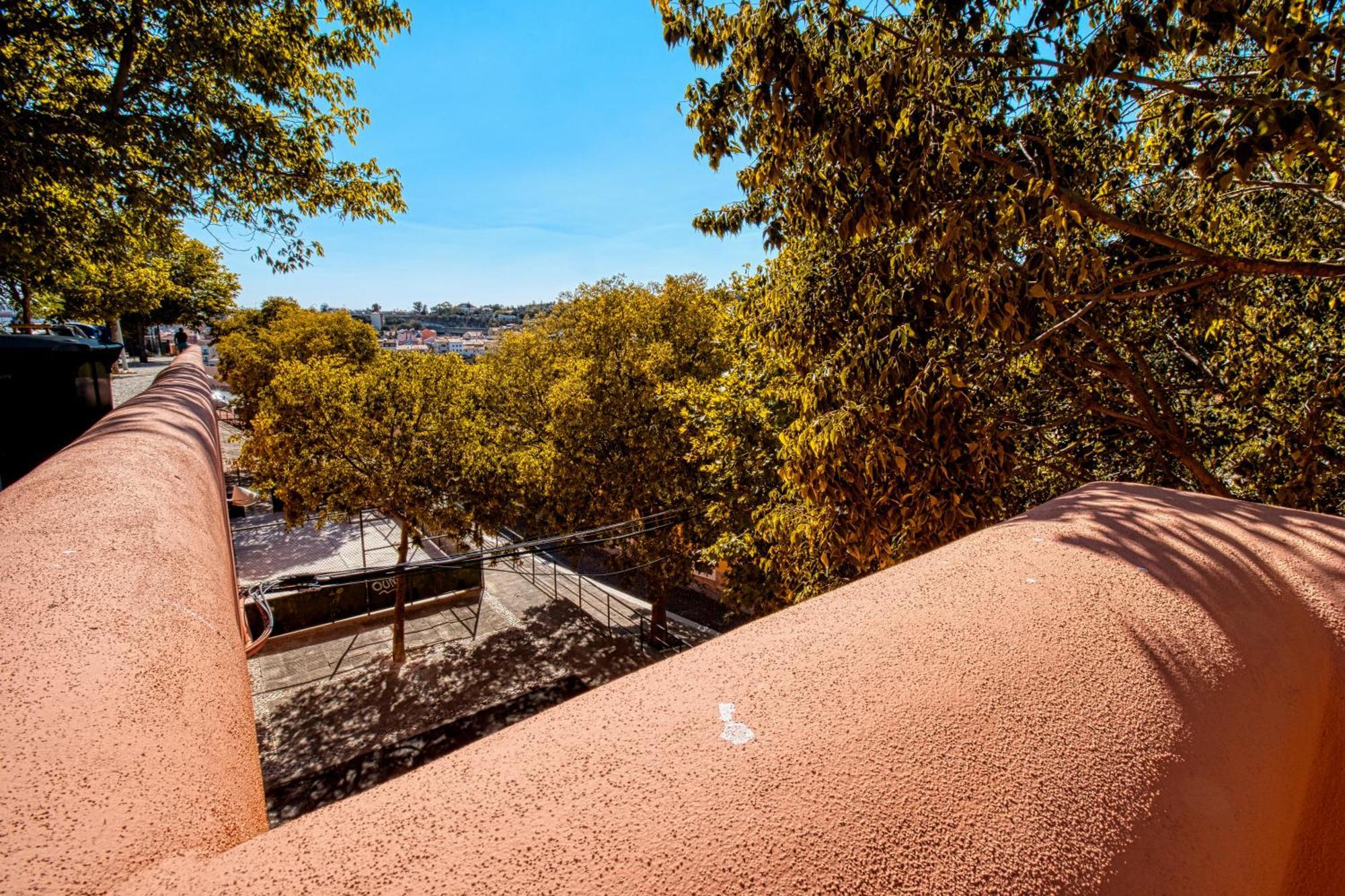 Historic Gem & Modern Loft In The Heart Of Lisbon Apartment Exterior photo